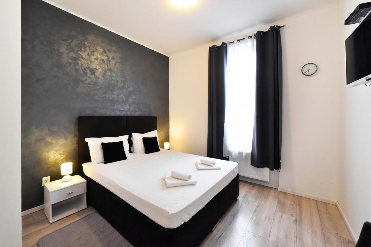 Virtus Apartments And Rooms With Free Private Parking Zagreb Luaran gambar
