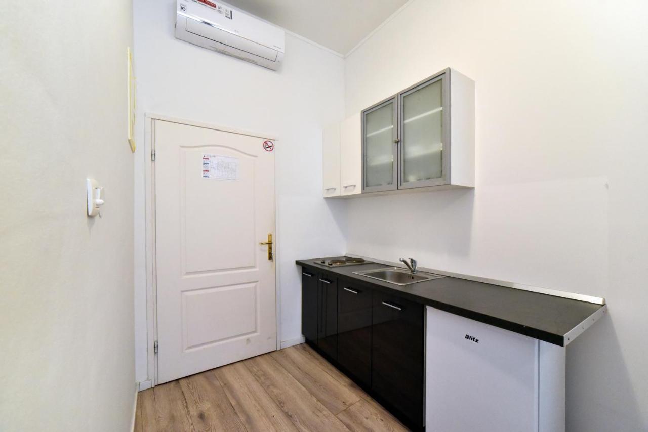 Virtus Apartments And Rooms With Free Private Parking Zagreb Luaran gambar