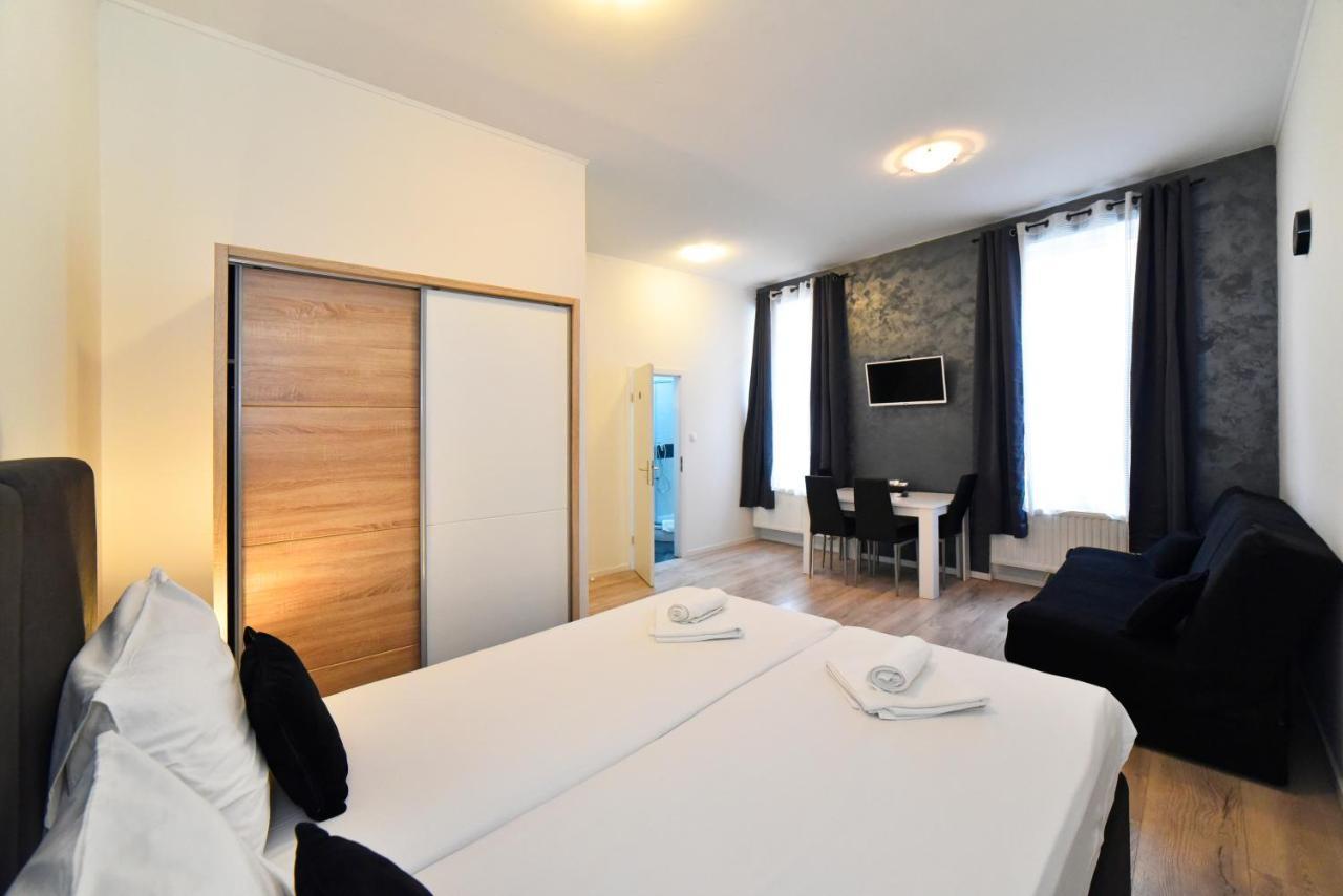 Virtus Apartments And Rooms With Free Private Parking Zagreb Luaran gambar