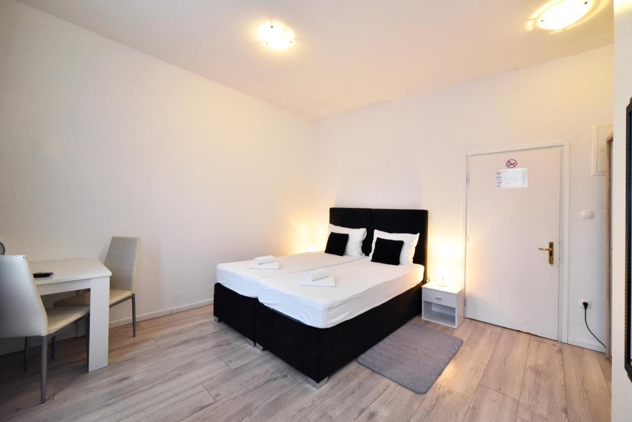 Virtus Apartments And Rooms With Free Private Parking Zagreb Luaran gambar