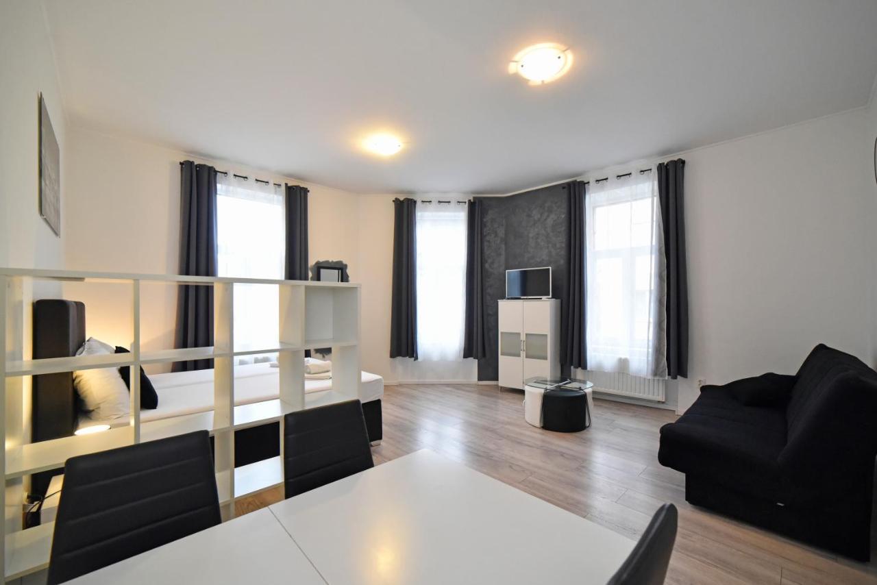 Virtus Apartments And Rooms With Free Private Parking Zagreb Luaran gambar