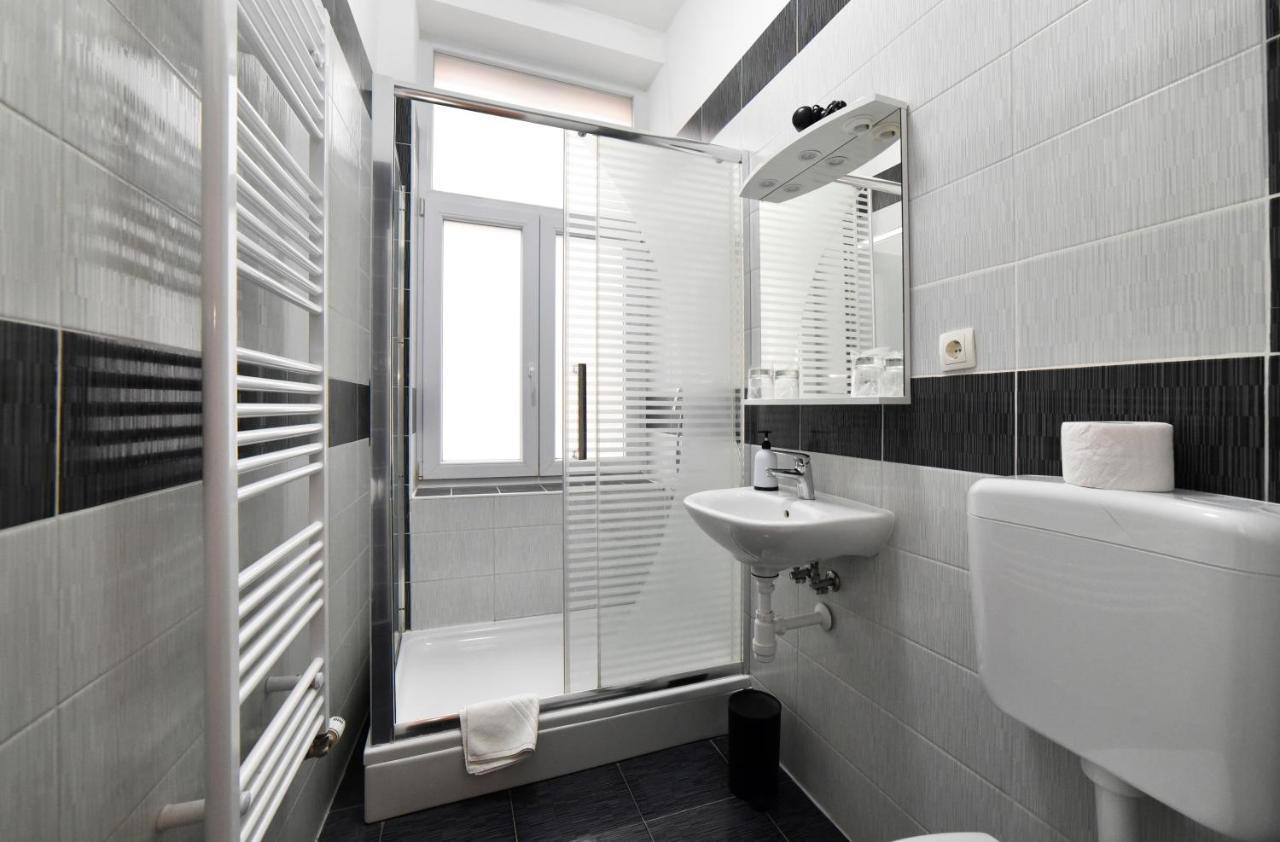Virtus Apartments And Rooms With Free Private Parking Zagreb Luaran gambar