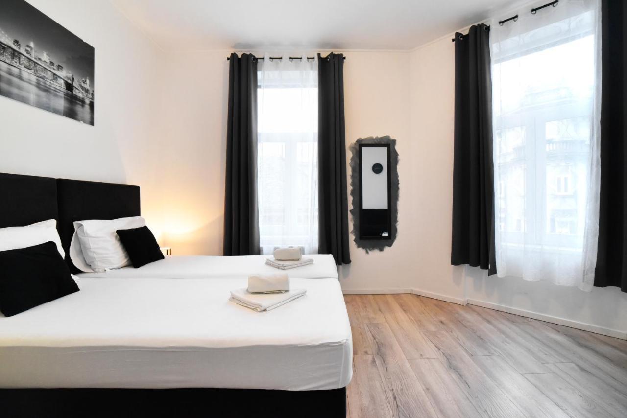 Virtus Apartments And Rooms With Free Private Parking Zagreb Luaran gambar