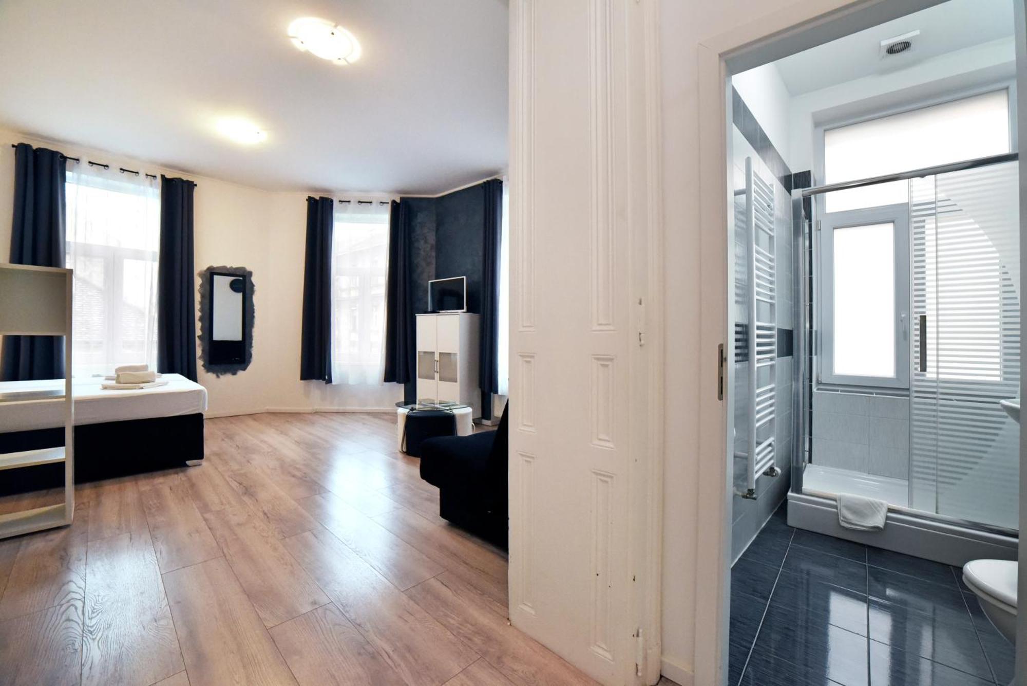 Virtus Apartments And Rooms With Free Private Parking Zagreb Luaran gambar